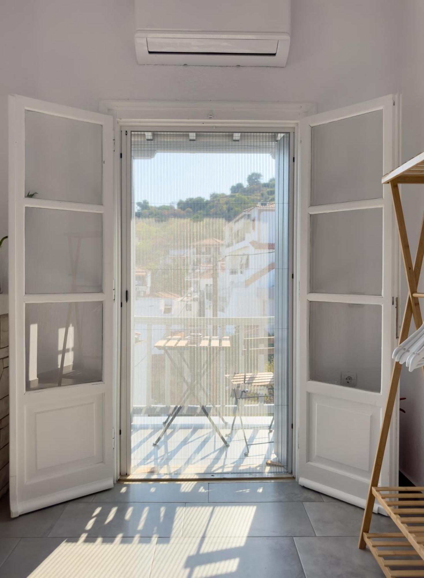 The Botanist Guesthouse Skopelos Exteriér fotografie