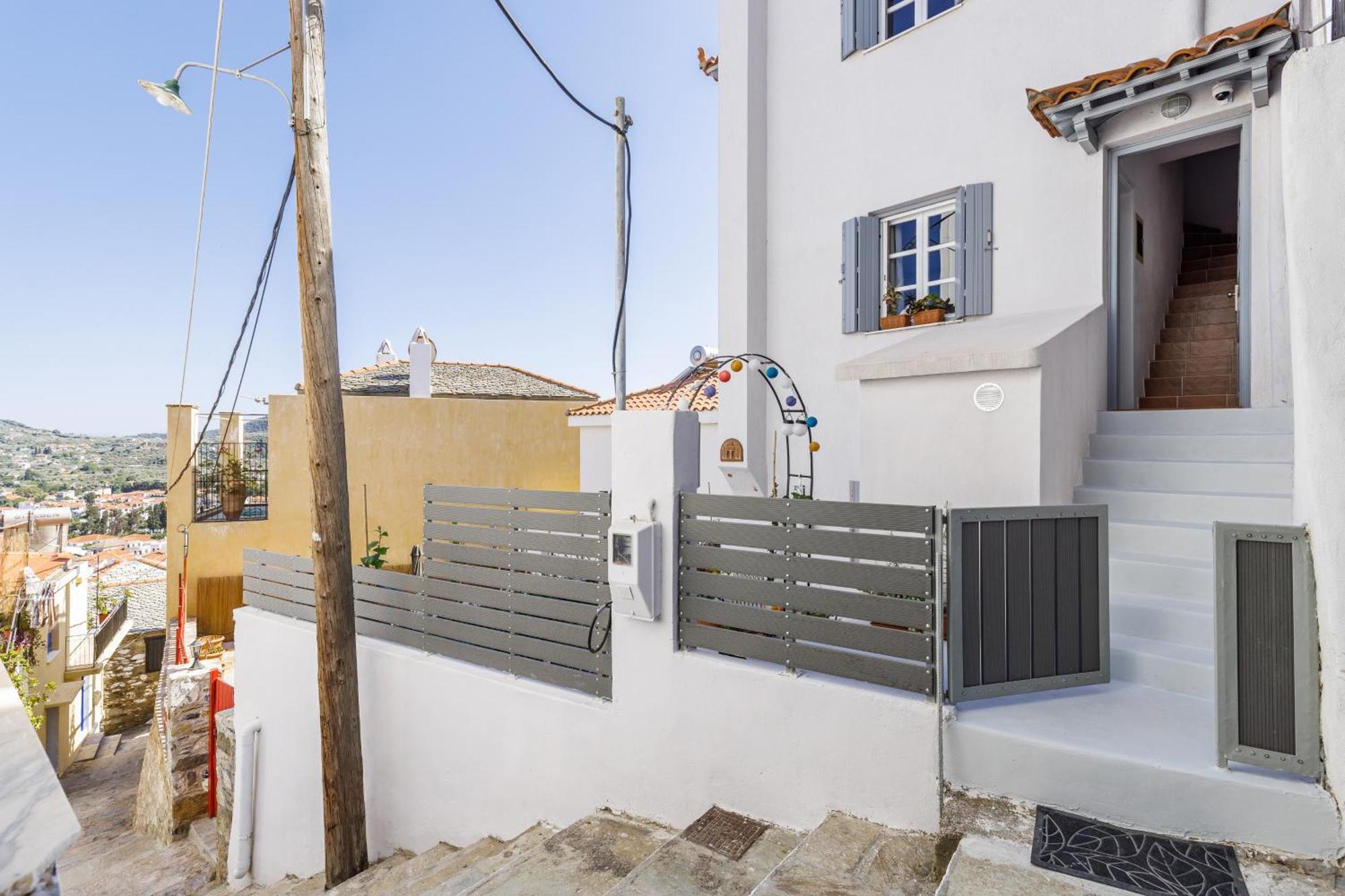 The Botanist Guesthouse Skopelos Exteriér fotografie