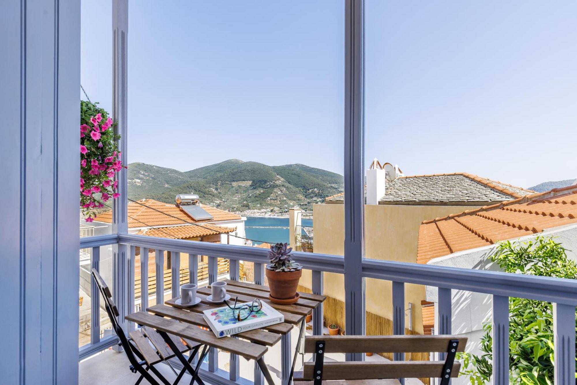 The Botanist Guesthouse Skopelos Exteriér fotografie